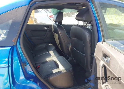 2010 Ford Focus Ses из США, поврежденный, VIN 1FAHP3GN4AW114749